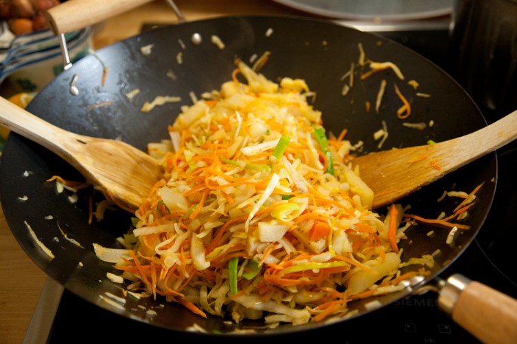 Eine Schüssel Noodles, bitte fressen und gefressen werden